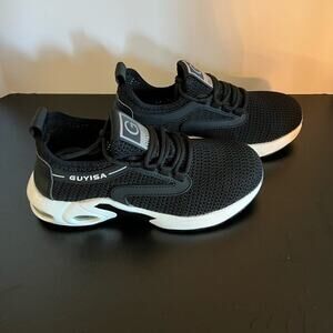 GUYISA WOMENS STEEL TOE WORK SNEAKER SIZE 230 (US 6.5) NWOT